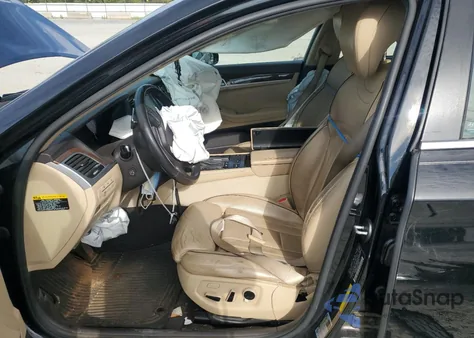 2015 Hyundai Genesis 3.8L z USA, uszkodzony, nr VIN KMHGN4JE7FU065197